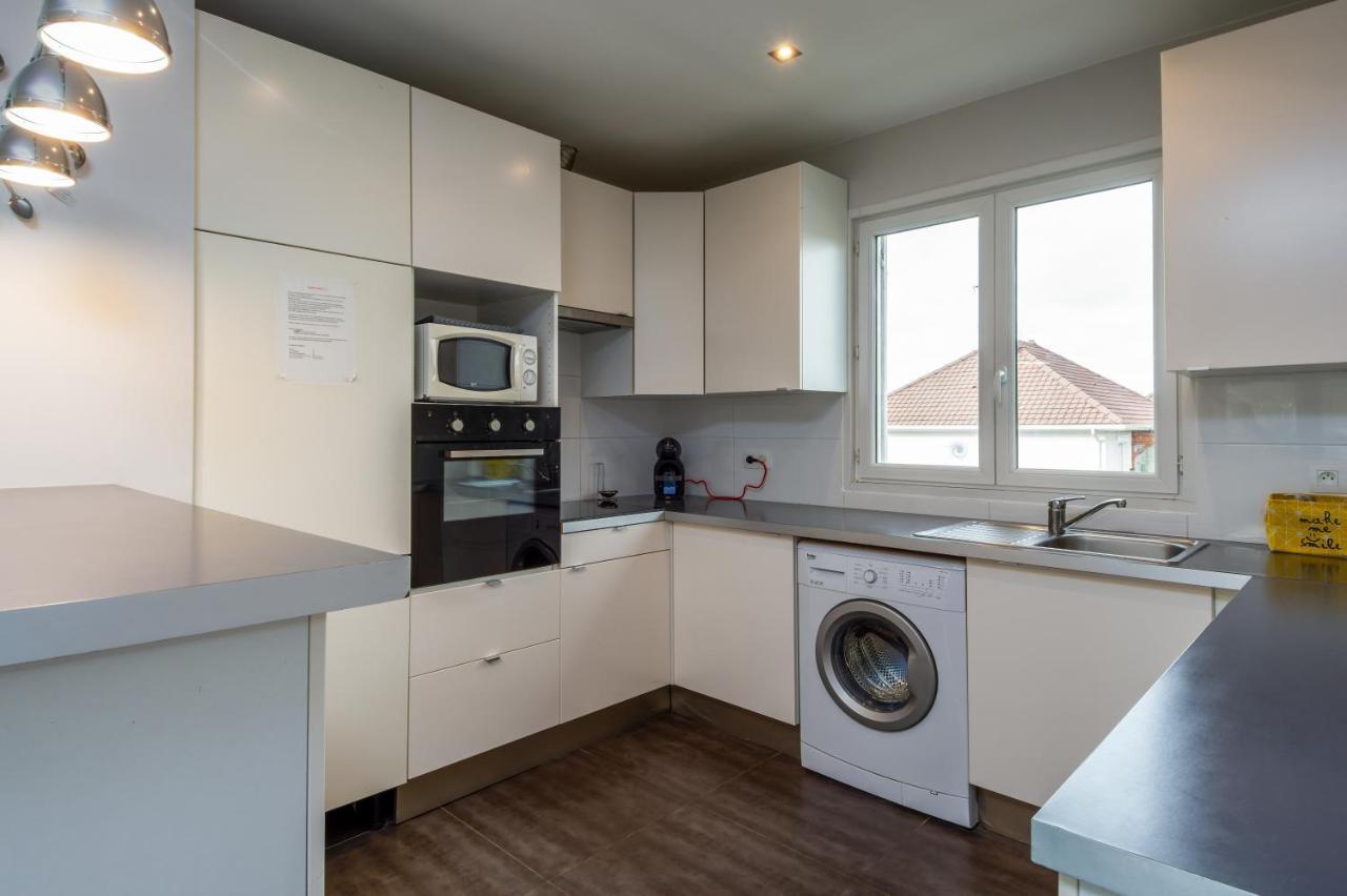 2 Bed House Near Disneyland Paris Montry Exteriör bild