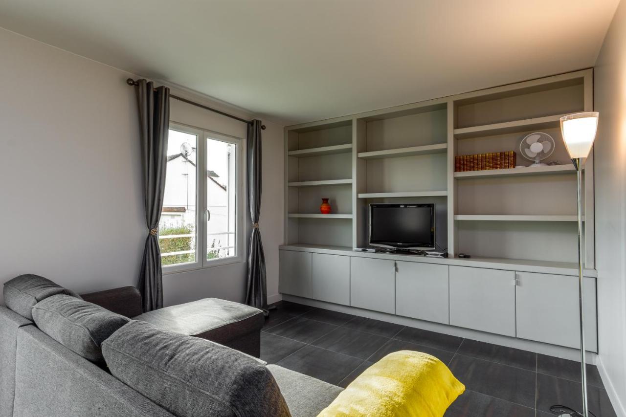 2 Bed House Near Disneyland Paris Montry Exteriör bild